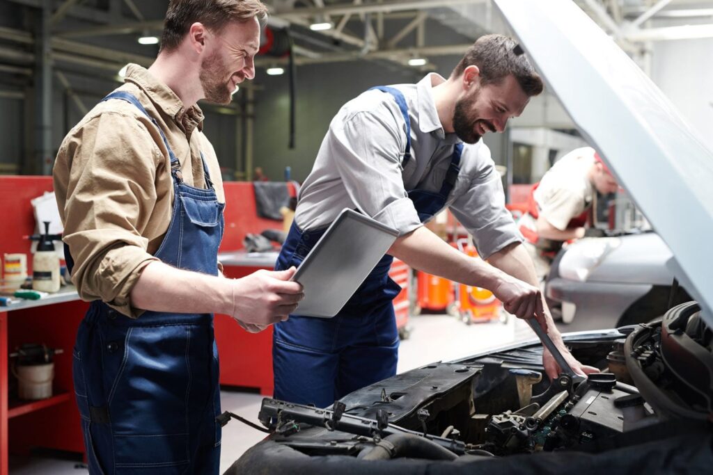 Why Quick Action Matters: When to Visit an Auto Body Shop Dallas TX After a Collision